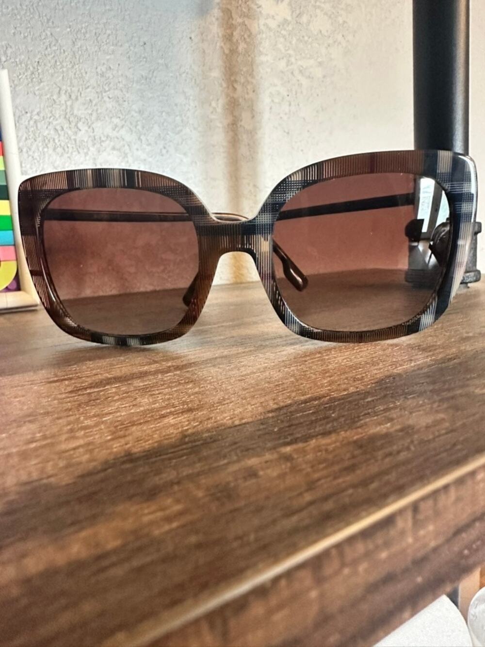 Burberry Evelyn B4328 4005/13 Vintage Check Sunglasses Brown Gradient Lens 54mm